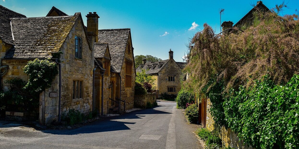 Bourton-on-the-Water Day Trip