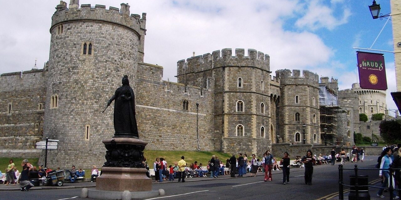 Windsor Day Trip Windsor Day Trip